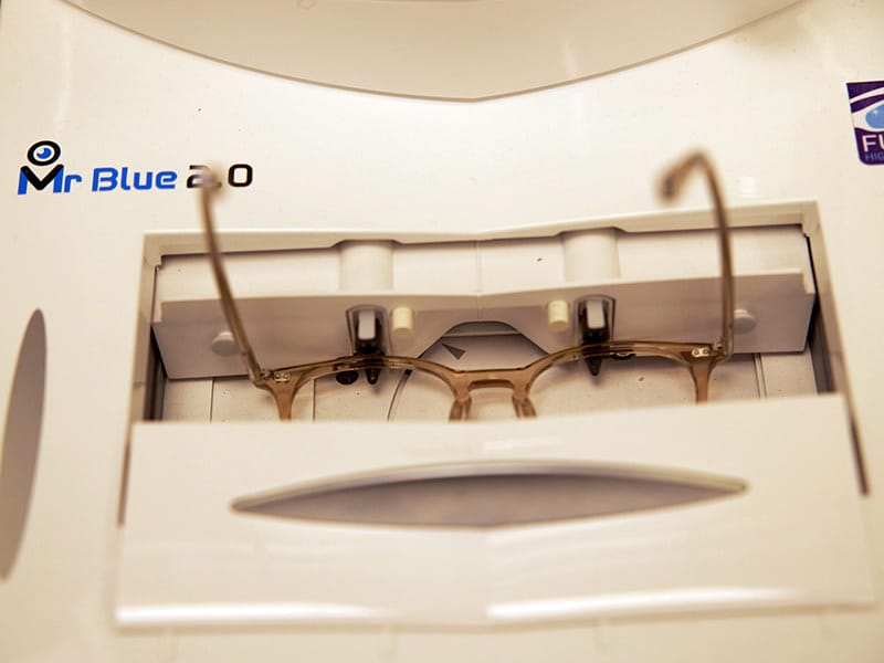 Mäter av formen på glaset