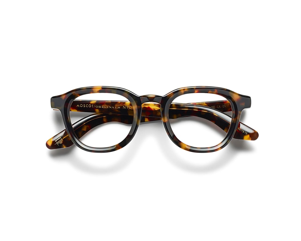 Moscot Dahven_Tortoise_glasögon ihopfällda