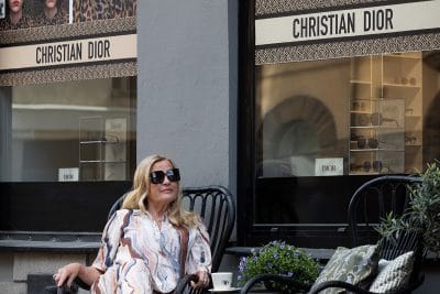 Sari i Dior solglasögon