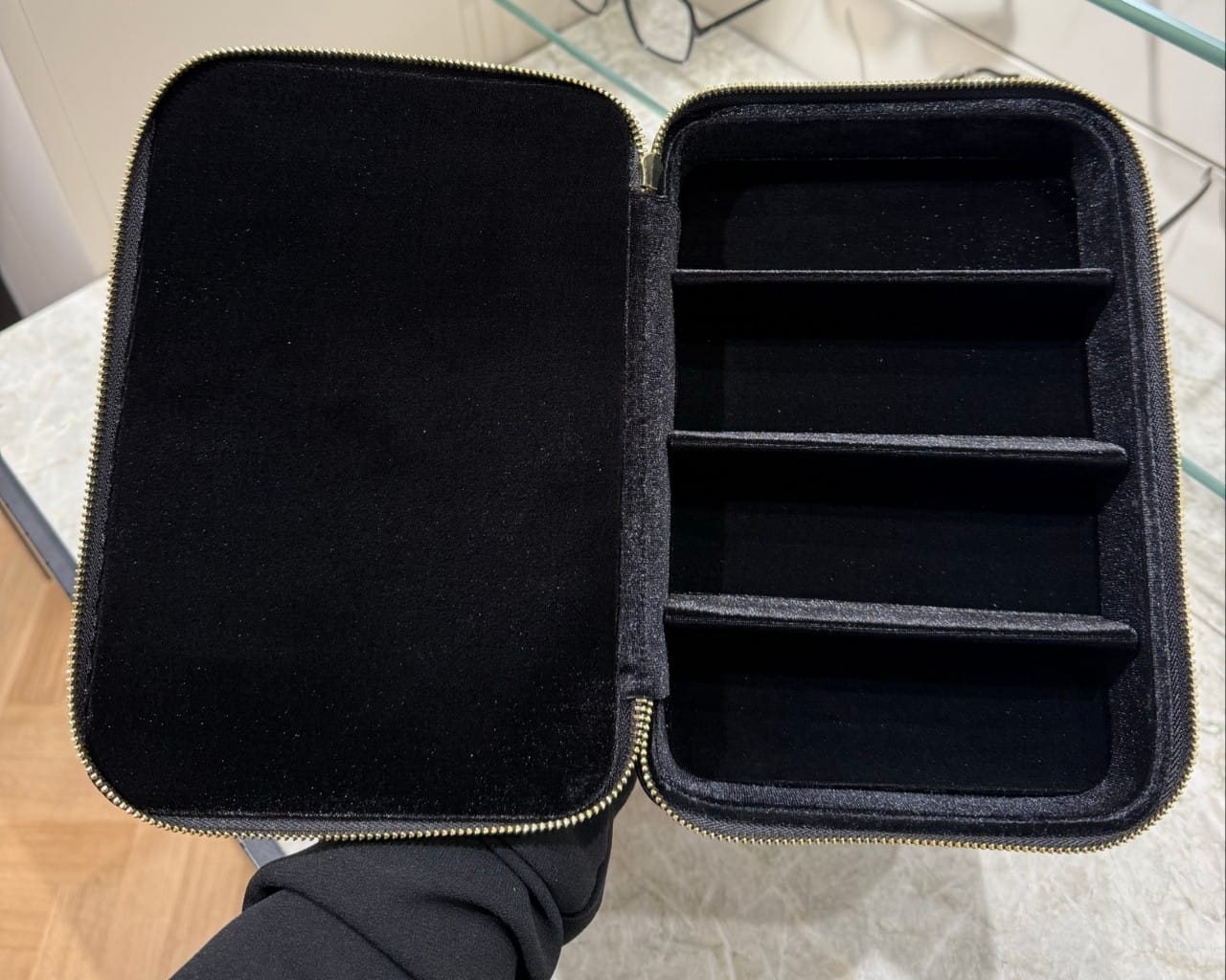 Hultins Optik Travelcase 4 - resefodral för 4st glasögon eller solglasögon